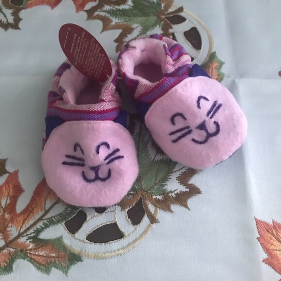 Fair Trade Cat Slippers for Baby/Toddler NEW with tag - Picture 3 of 5